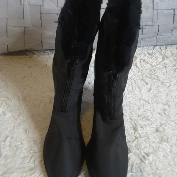Weathermate Black Faux Fur Lined Block Heel Boots 451312 Size 8M - Picture 3 of 11